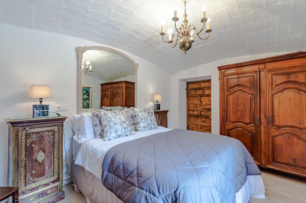 Masia Mimosa Apartment Darnius